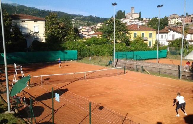 Vila Zi' Rosa Barga Exteriér fotografie